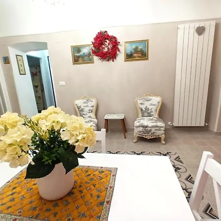 Menotti Apartament *
